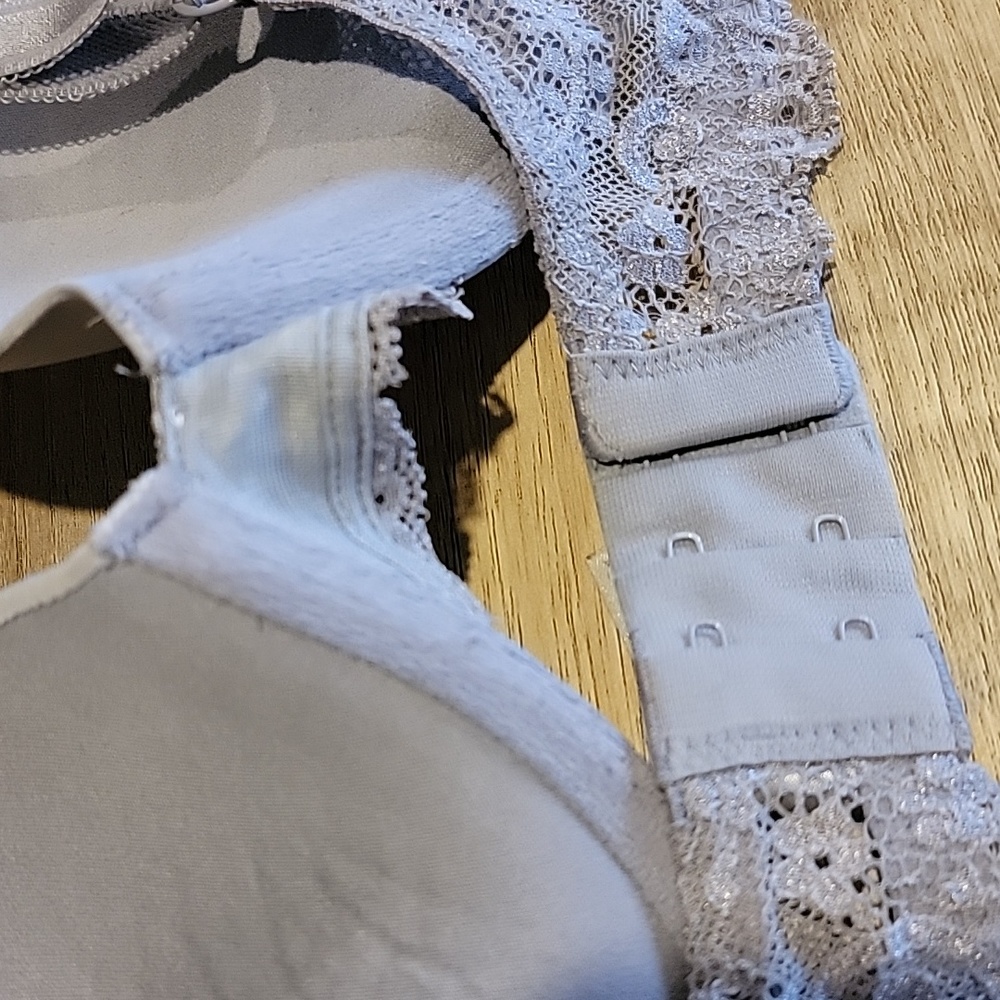 ๐ VS Dream Angels Push-Up bra - Picture 4 of 11